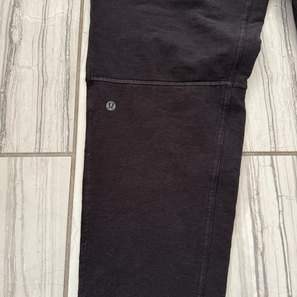 Lululemon sweatpants. EUC - Picture 5 of 5